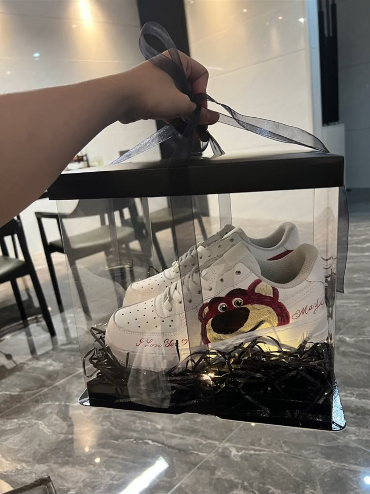 Ready-to-Gift Shoe Packaging Box (Includes LED String Lights & Card)