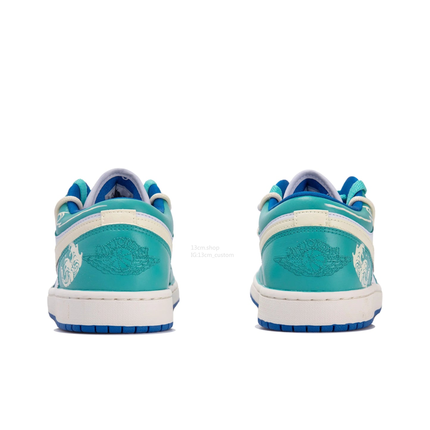 0132-Serie de olas, olas y nubes