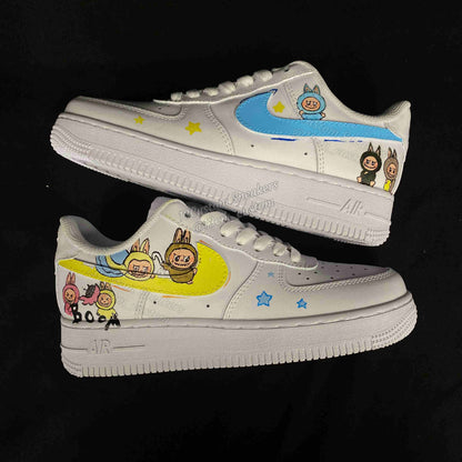 0696-LABUBU logo azul y amarillo